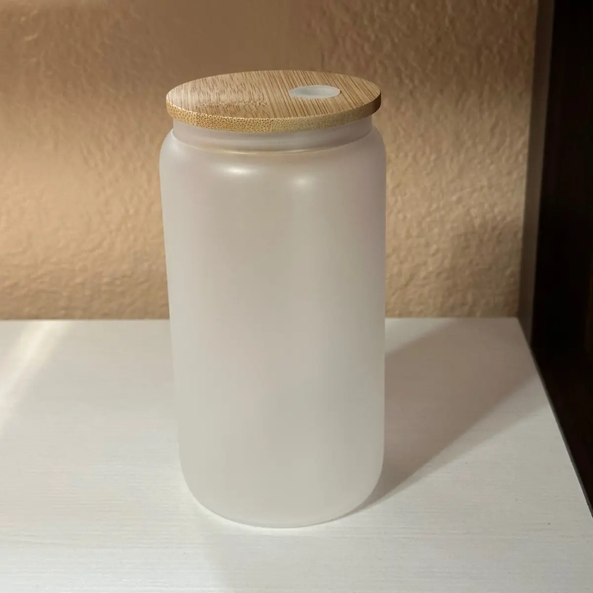 18oz Libbey Cup with Bamboo lid and glass Straw