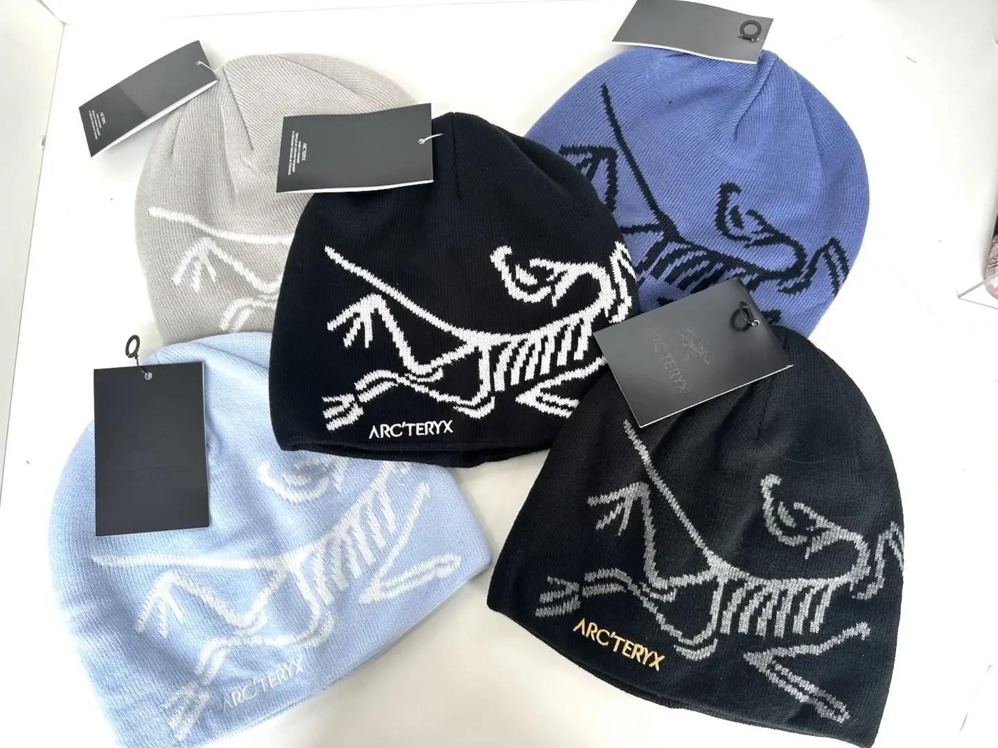 Arc'teryx Bird Head Beanie – Unisex Wool Blend Knit Hat with Logo | Warm Winter Cap for Outdoor, Travel & Streetwear Fashion
