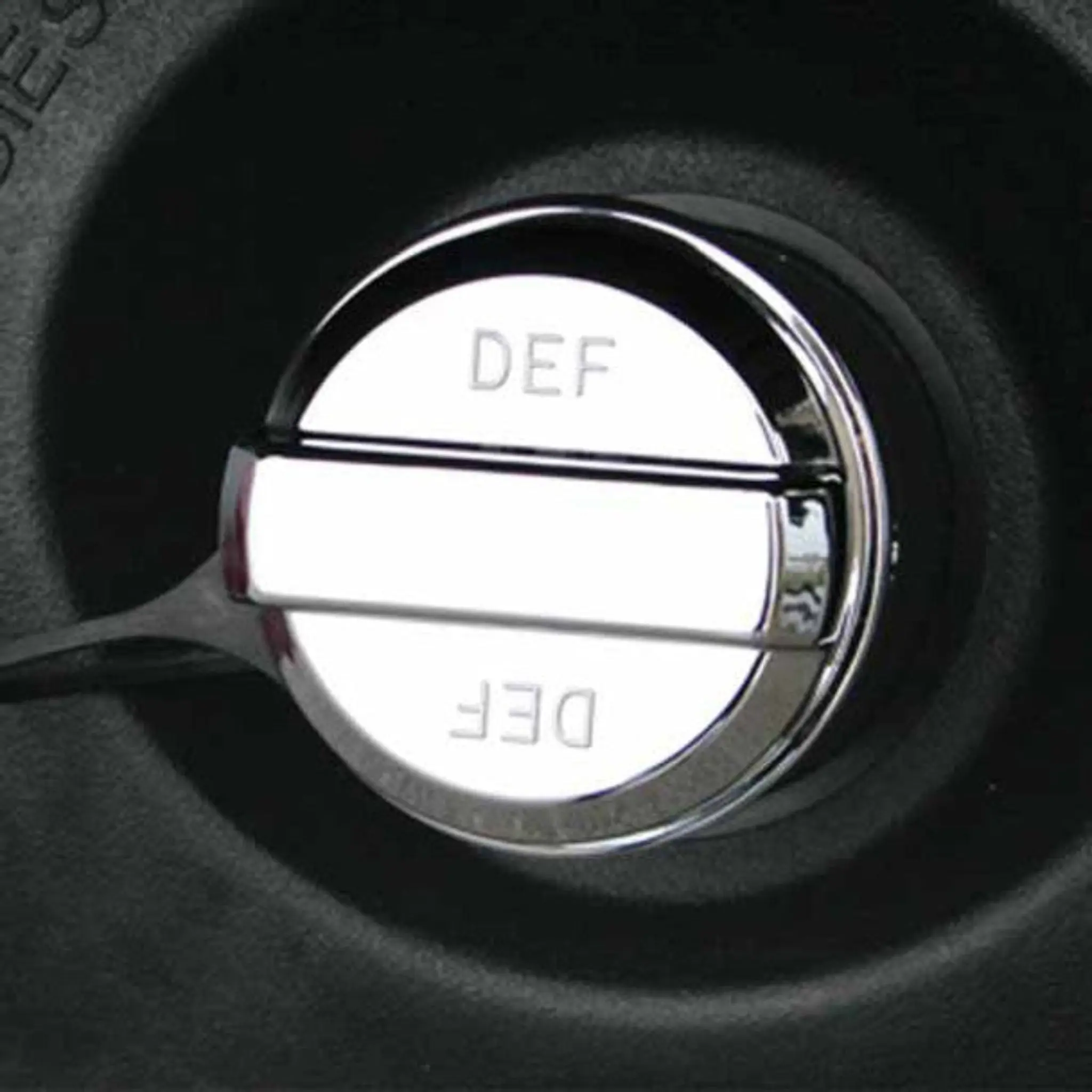 RoadWorks Chrome-Plated Plastic DEF Tank Cap 30849, Universal Fit for Trucks & Semis, Durable ABS Plastic Mirror Finish Protection, Automotive Auto Parts Accessories