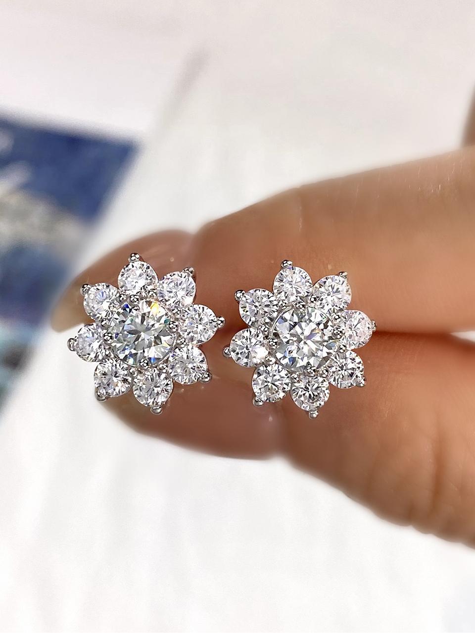 .5CT Moissanite Diamond Flower Stud Earrings for Women - Real 925 Sterling Silver Solitaire Jewelry .5CT Moissanite Diamond Flower Stud Earrings for Women - Real 925 Sterling Silver Solitaire Jewelry