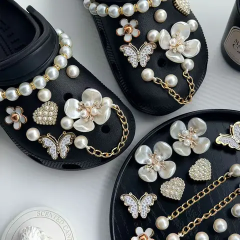 Elegant Pearl Cute Shoe Charms Set, Butterfly Flower Heart Decorations, Trendy Decorative Hole Shoes Accessories, 26 Pieces, Sparkling Shoe Charms, Shoe Decor Accessory