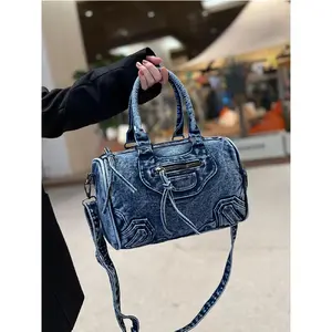 Women's Fashionable Denim Boston Bag, Casual Large Capacity Crossbody Bag for Daily Used, Trendy All-match Commuter Bag, Denim Shoulder Bag, Ladies Purse