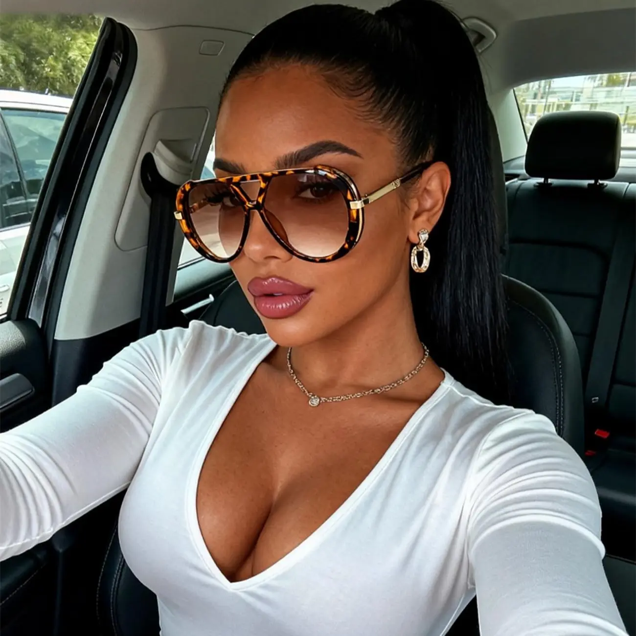 Trendy Oversized Aviator Sunglasses for Women 2025, Cute Retro Aviator Sun Glass 2025 main image 4