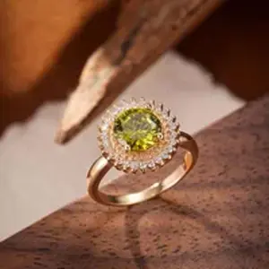 Olive green circle halo - Ring - Gold - CZs - Size 8