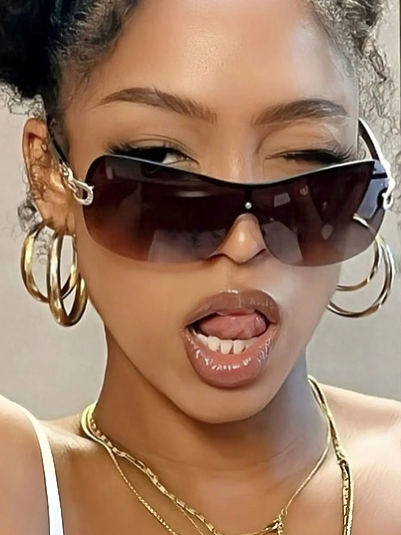 Elegant Oversized Fashion Sunglasses, Concave Design, Metal Hollow Out Decor, Y2K Style, Casual Beach Vacation Eyewear for Women