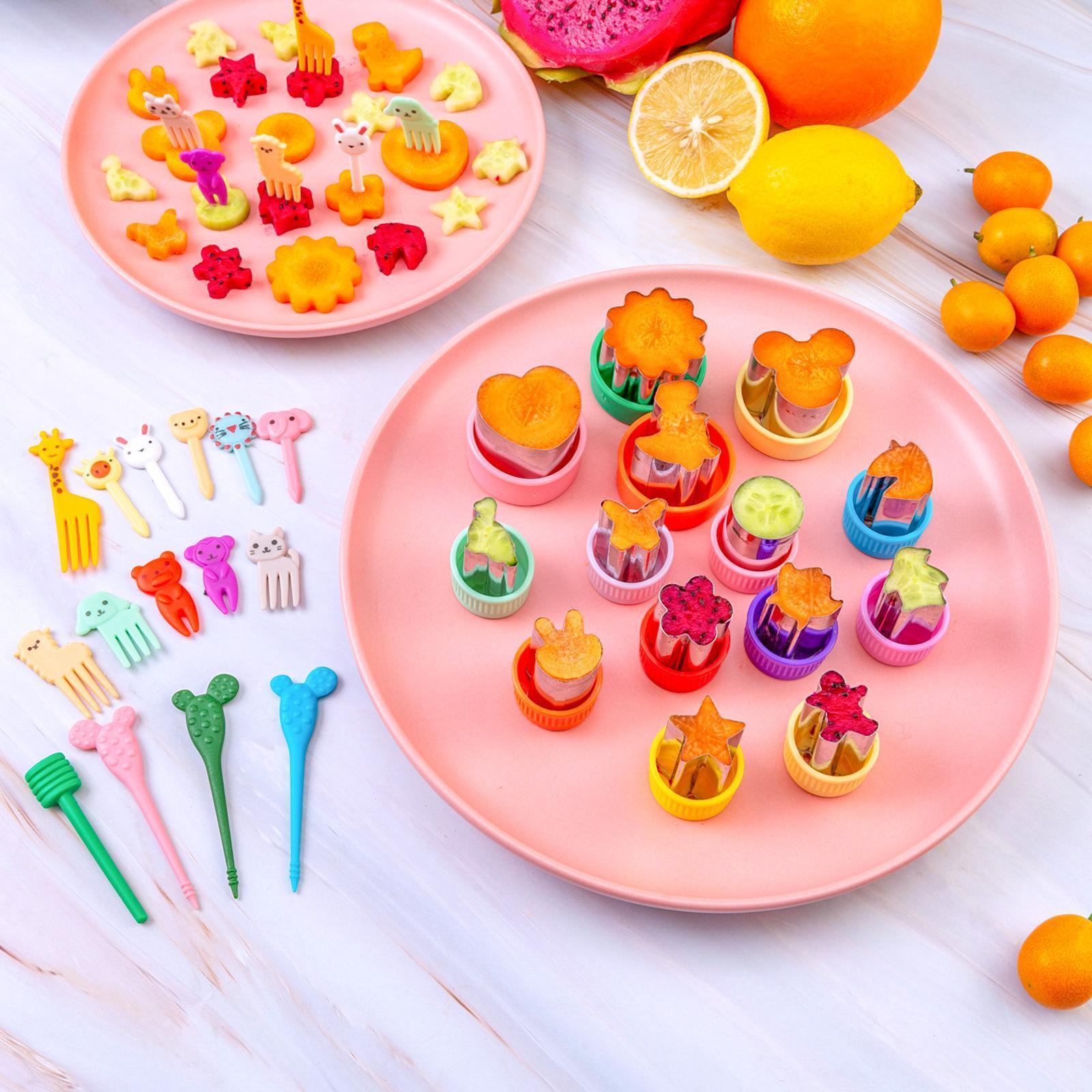 48Pcs Kids Sandwich Cutter Set Fun Animal Dinosaur Heart Flower Shape Toast Bread Mold Food Shaper Tool Kit For Bento Box Lunch Box Breakfast DIY Baking Decoration For Home Picnic Travel