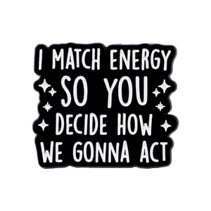 Fashion Letter Brooch Pin Badge, Zinc Alloy Cartoon Design, Simple Casual Jewelry Accessory, All Season Wearable