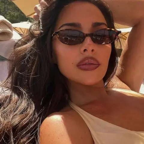 Vintage Cat Eye Frame Sunglasses, Trendy Casual Tinted Lens Sunglasses for Women, Fashion Accessories for Everyday Use and Outdoor Activities, Modern Trendy Sunglasses, Fashionable Sunglasses