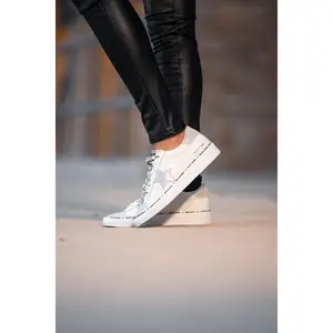 Vintage Havana May White Sneaker