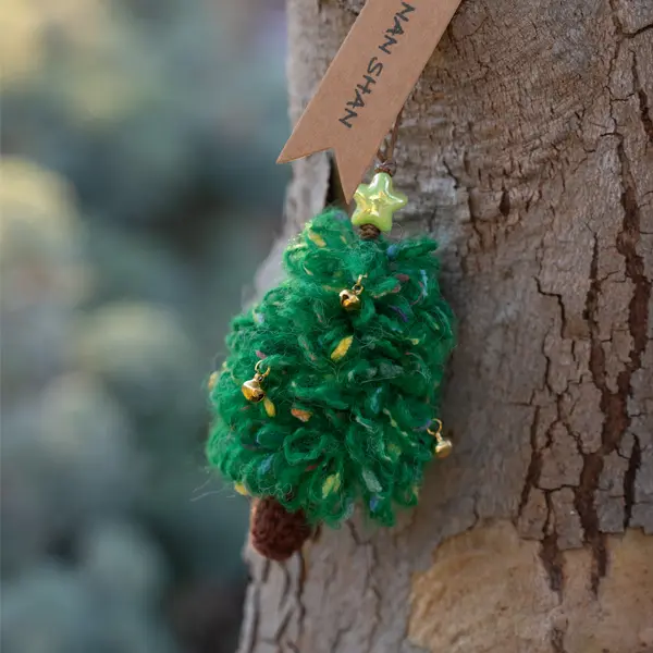 Handmade Mini Christmas Tree Charm Yarn Tree Keychain Bag Charm Phone Charm Car Decor Carry a Little Christmas
