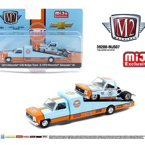 M2 Machines 1:64 Mijo Exclusives Auto-Haulers 1973 Chevrolet C30 Wedge Truck & 1978 Chevrolet Silverado 10 Bedless Gulf Livery – Blue – Limited Edition