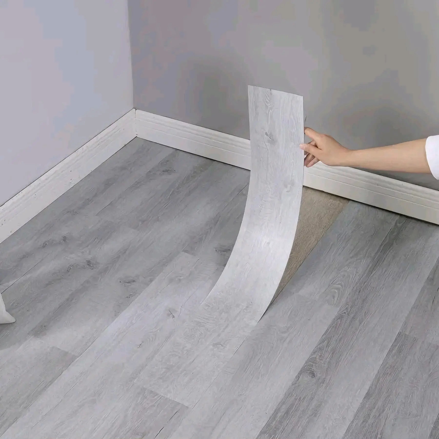 Self-Adhesive Wood Grain Pattern Floor Tiles Set, Waterproof Durable Realistic Look Flooring, Ideal for Rent Houses & Old House Renovation