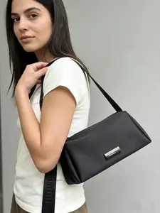 for  Purses Unisex Sports  Waterproof Nylon Lightweight  Duffle Gym  All Seasons Trendy Quilted Crescent Design Oxford Cloth Versatile crossboday  canvas . single-shoulder， shoulder bag women