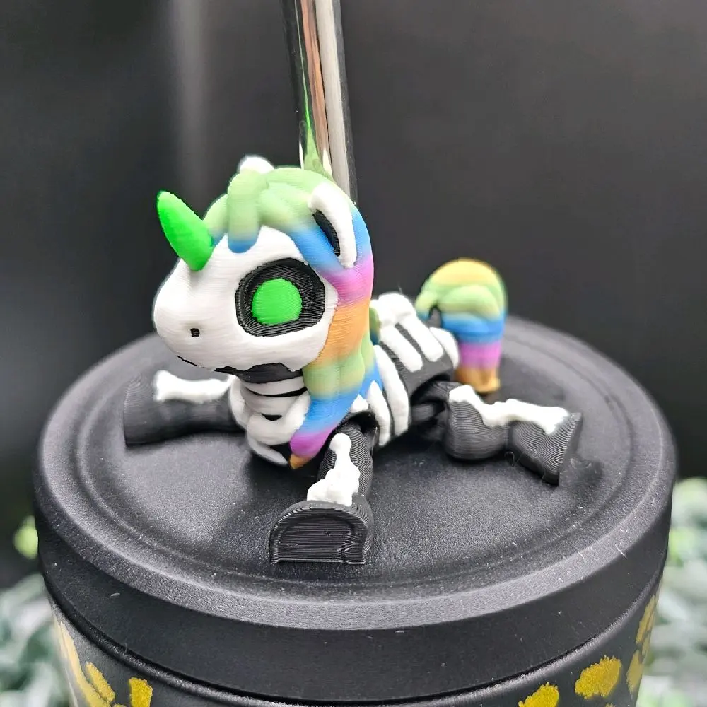 Rainbow skellycorn