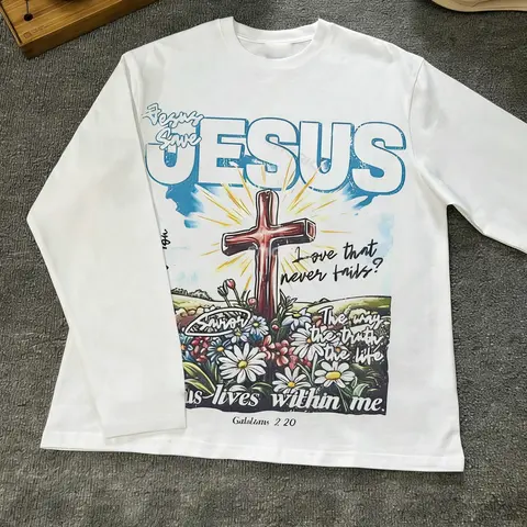 Men's Jesus Graphic Long-Sleeve Crewneck T-Shirt with Bible Verse Print, Casual Graphic Tee, Casual Religious Top for Church & Daily Wear, Fitted Style for Spring & Fall, Crew Neck Design, Menswear