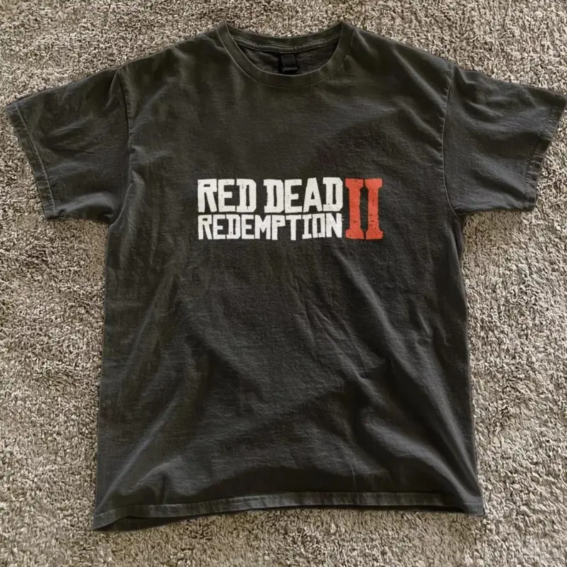 Red Dead Redemption 2 Logo Graphic T-Shirt, Vintage Rockstar Games Western Cowboy Streetwear Tee, RDR2 Classic Video Game Logo T-Shirt, Retro Gaming Aesthetic Wild West Adventure Streetwear Tee, Unisex Streetwear T-Shirt