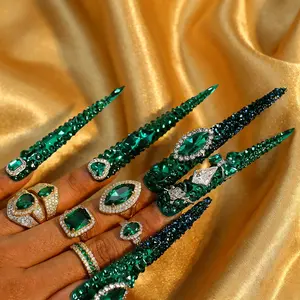 Full Emerald Green Crystal Bling Nails Gothic Luxury Fake Nails Extra Long Stiletto Press On Nails 10PCS
