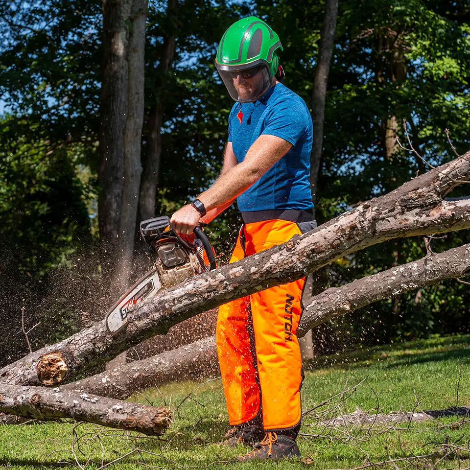 NOTCH  CHAINSAW STANDARD CHAPS