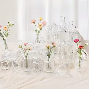 30pcs Clear Small Bud Vase Set, Mini Gradient Flower Vases in Bulk, Decorations Vintage Little Vase for Rustic Wedding Home Office Recepetion Centerpieces Table