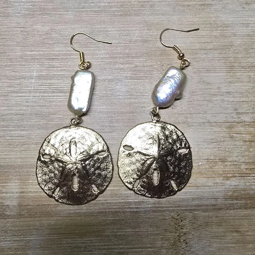 Vintage Gold Sand Dollar Earrings with Shell Accents - Elegant Design Featuring Natural Pearls and Unique Sand Dollar Charms