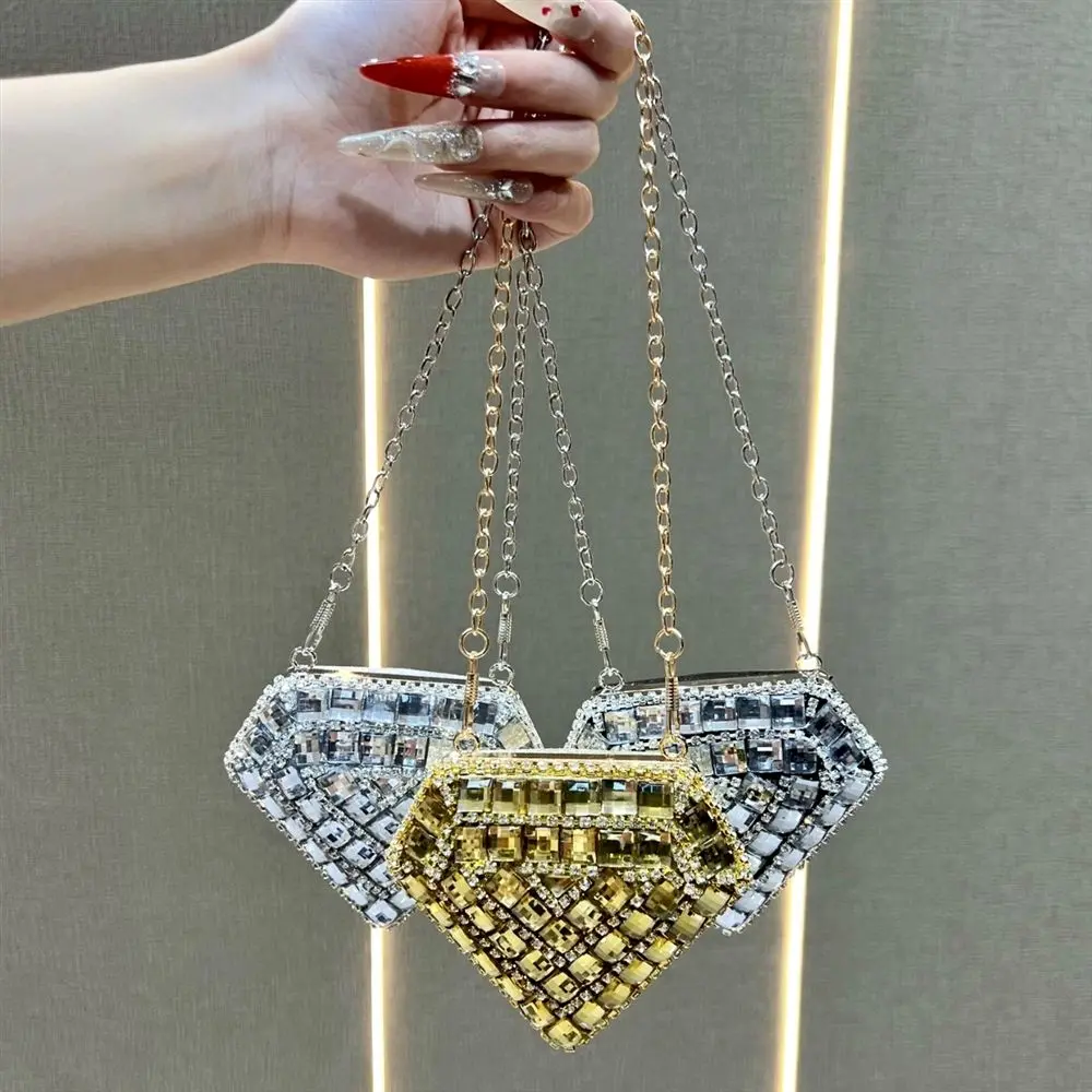Fashionable Purse - Mini Rhinestone Clutch with Heart-Shaped Sparkling Stones Design, Polyester Chain Strap Accessory for Banquet, Evening Occasions