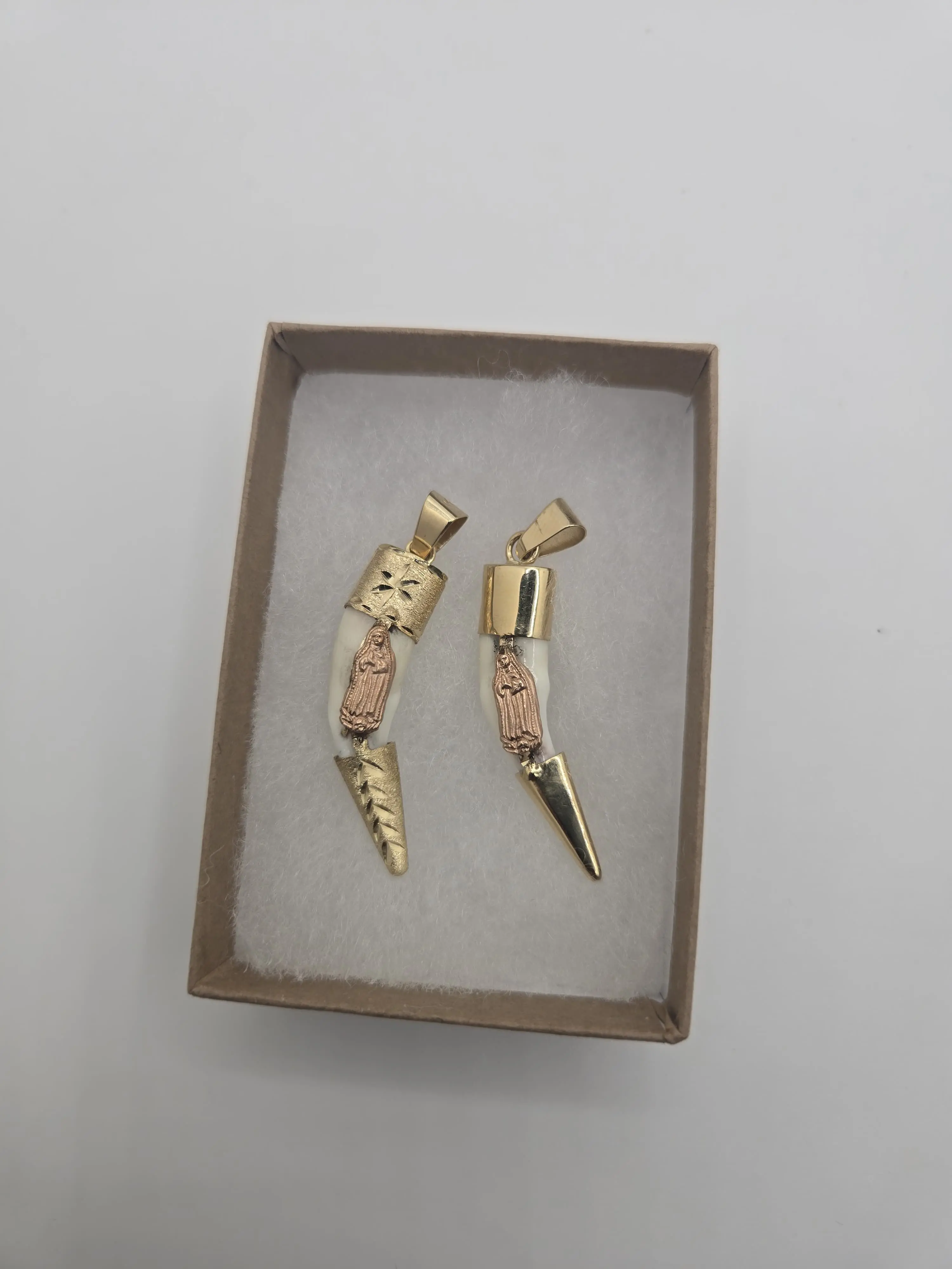 14kt Gold Tooth Pendant for Women and Men - Elegant Jewelry Piece - Perfect for Any Occasion - $650 Each