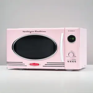 0.9 Cu. Ft. 800-Watt Retro Microwave Oven, Pink 0.9 Cu. Ft. 800-Watt Retro Microwave Oven, Pink