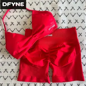 DFYNE bra and shorts set, a two-piece yoga and fitness outfit, perfect for looking stylish even while exercising.