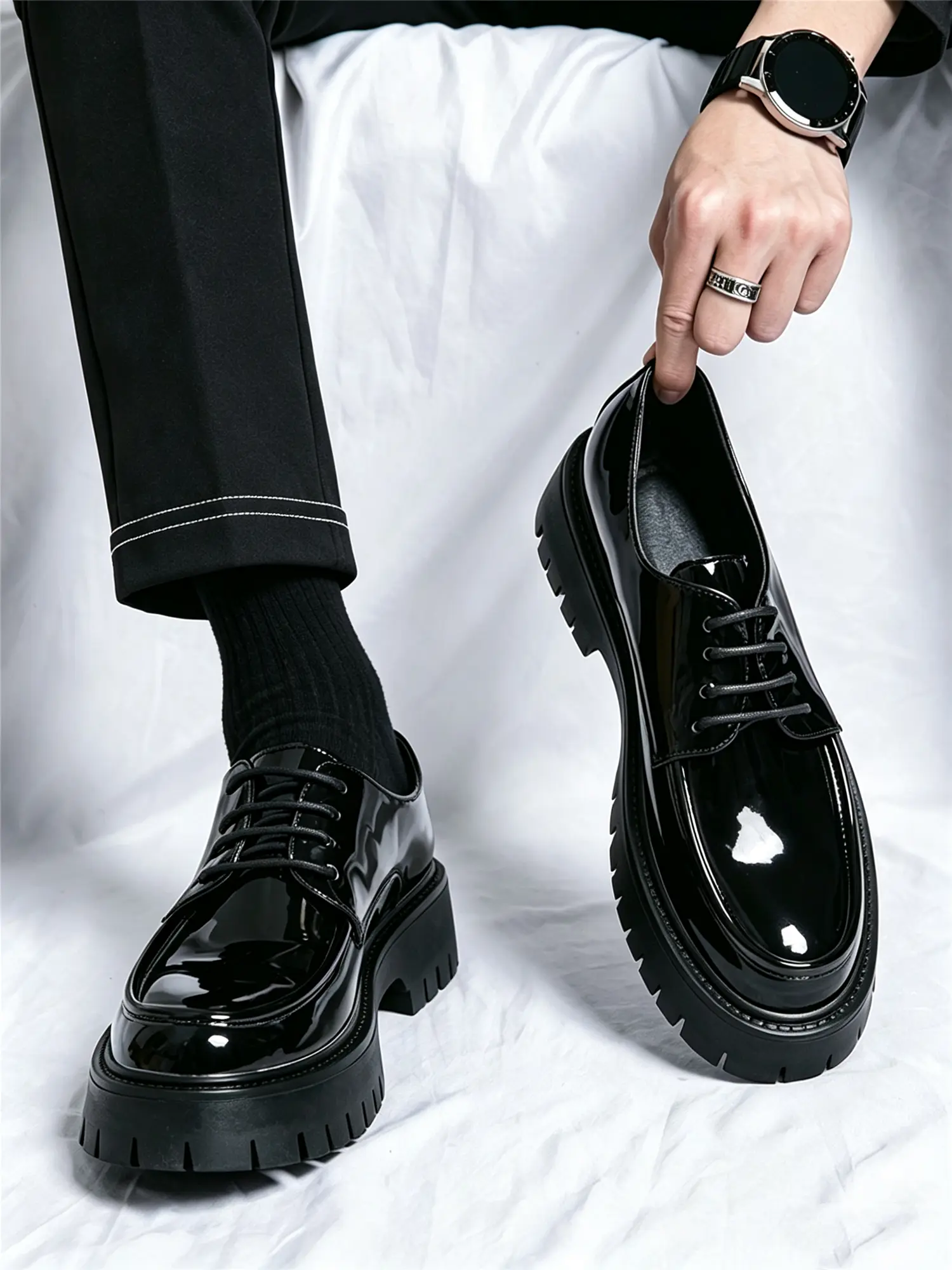 Men's Soft Patent Leather Classic Oxford Shoes - Round Toe, Closed, Rubber Lug Sole, Non-Slip Lace-Up Footwear for Business Work Formal Walking, Walking Shoes, Shopping, Vintage, Oxfords