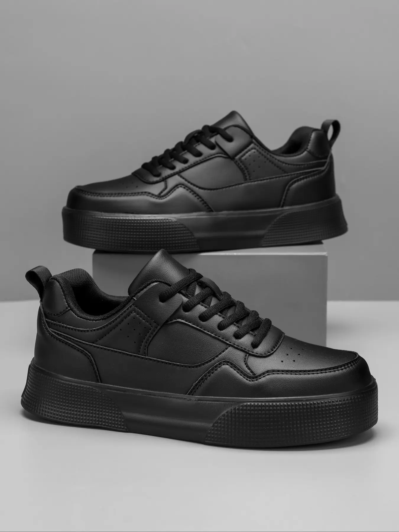 Men's Trendy Comfortable Athletic Sports Shoes, Solid Color Patchwork Low Top Flat Sneakers, Street Style Casual Couple Board Shoes, Walking Shoes, Trendy Fashion Sneaker, Pu Leather Sneakers