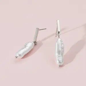 Dangling Natural Pearl Stud Earrings
