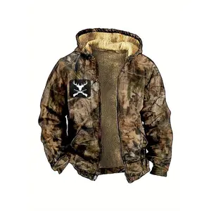 Men’s fleece-lined camouflage jacket with full-zip closure and hood, camouflage leaf print, regular fit, machine-washable polyester outerwear for autumn/winter hunting, casual style, heat transfer print menswear top