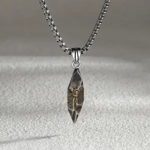 Vintage wishing stone necklace trendy men's personality neutral wind meteorite color matching pendant men's hip hop sweater chain accessories