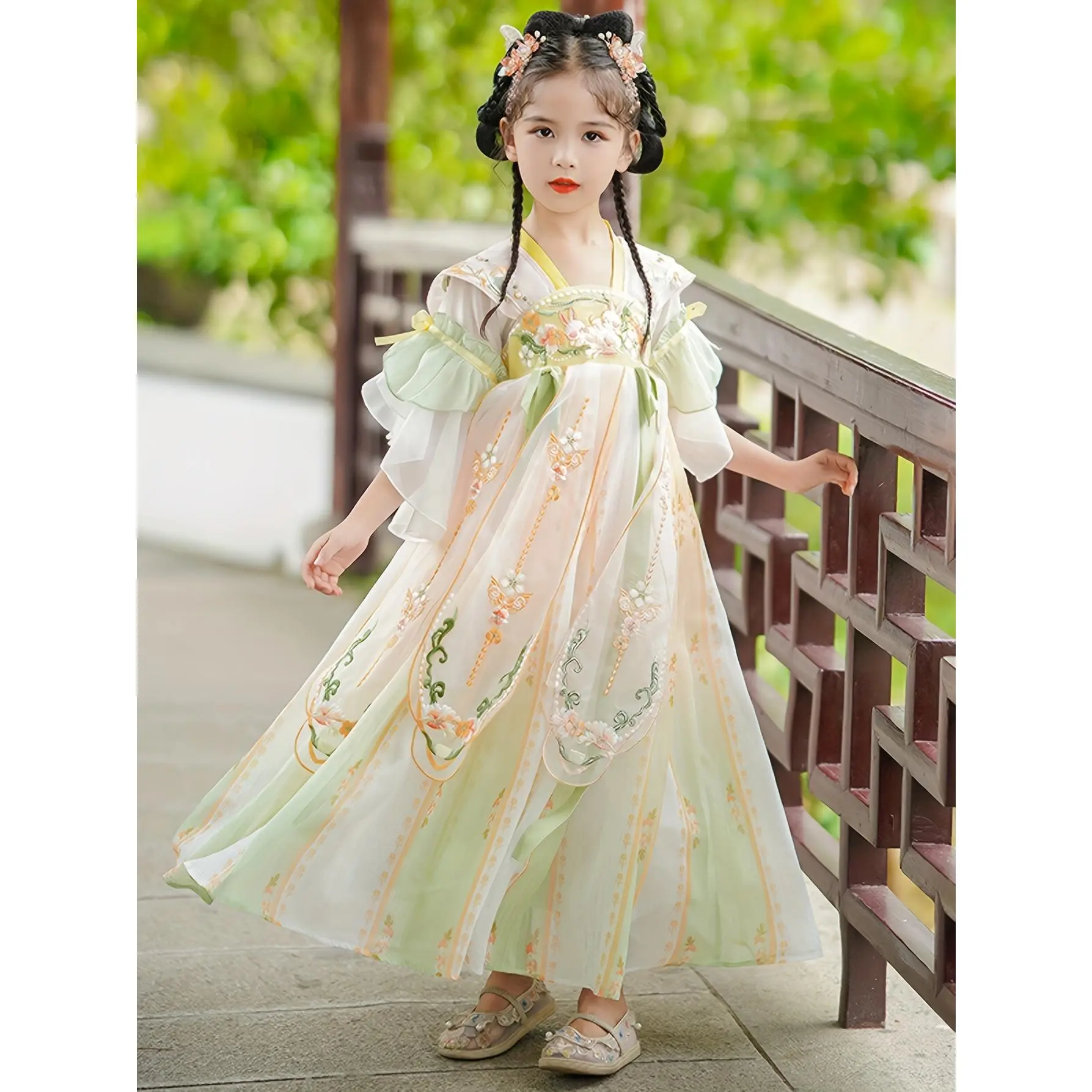 Girls' Traditional Chinese Hanfu Dress - Floral Embroidery & Layered Ruffled Sleeves, 100% Polyester Machine-Washable Vintage Outfit Cultural Events & Photo Shoots, Youngsters's|       Elegant Childrenswear|       Intricate Embroidery