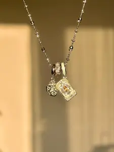 Vintage Charm Necklace for Women – Aesthetic Multi Pendant Locket Necklace, Retro Beaded Chain Jewelry, Hypoallergenic Tarnish Resistant Elegant Statement Necklace