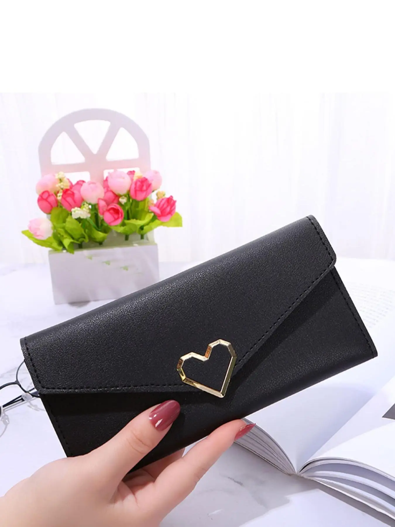 Women's Elegant Plain Heart Design Long Wallets for Women, Valentine's Day Style Trendy Trifold Wallet with Car Slots Design, Fashionable Matching Fla