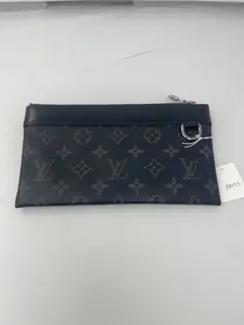 Pre-owned Louis Vuitton Monogram Eclipse Leather Small Leather Goods Monogram Eclipse Discovery Pochette