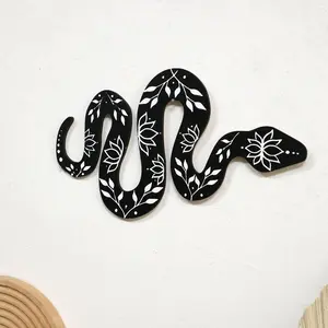 Wooden Snake Design Wall Hanging Decor, Lotus Pattern Wall Art, Wall Decor for Home Living Room Bedroom, Home Decor, Ornaments
