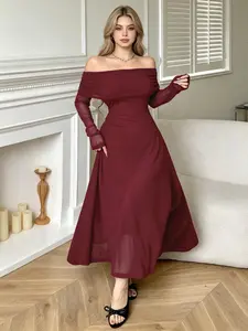 A ladies' pure and fashionable wine red one shoulder long sleeved dress, with a cinched waist to show off weight, suitable for summer, nightclubs, concerts, dances, dates and other occasions