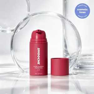Smooche Adaptive Liquid Makeup – Instant Skin Tone Match, SPF 15 Protection, 24H Wear, Vegan & Cruelty-Free Formula