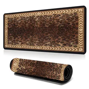Leopard print large-sized gaming mouse pad, animal pattern desktop protection pad, anti-slip rubber lock edge high-definition printing, suitable for computers, laptops, offices, homes, schools, as a gift for family and friends.