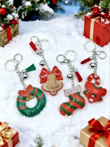 Set of 4 Christmas Keychains with Bells, Festive Party Gifts Decoration, Rhinestone Tassels, Chain Design, Bling Bling Keychains, Perfect gift bag for Family Friends
