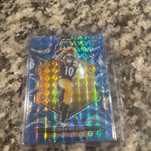 Roman Wilson Blue Mosaic Steelers Football Trading Card with Holographic Design and RC Logo