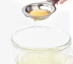 Effortless Egg Yolk Separator - Must-Have Kitchen Gadget & Sieve Tool