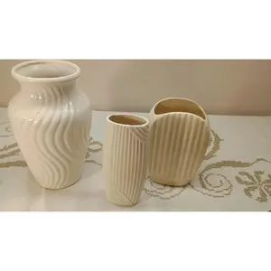 Vintage Avon Lenox Cream White Ribbed Bud Vases (Set Of 3)