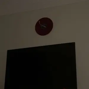 Vintage Music Art Vinyl Wall Clock, Silent Non-Ticking Design, Ideal Gift for Music Lovers, Perfect for Bedrooms & Living Rooms