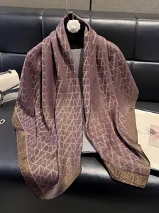 Fashionable Geometric Pattern Shawl, Casual Versatile Scarf for Women, Elegant Neck Decoration, Multifunctional Accessories for Spring and Fall