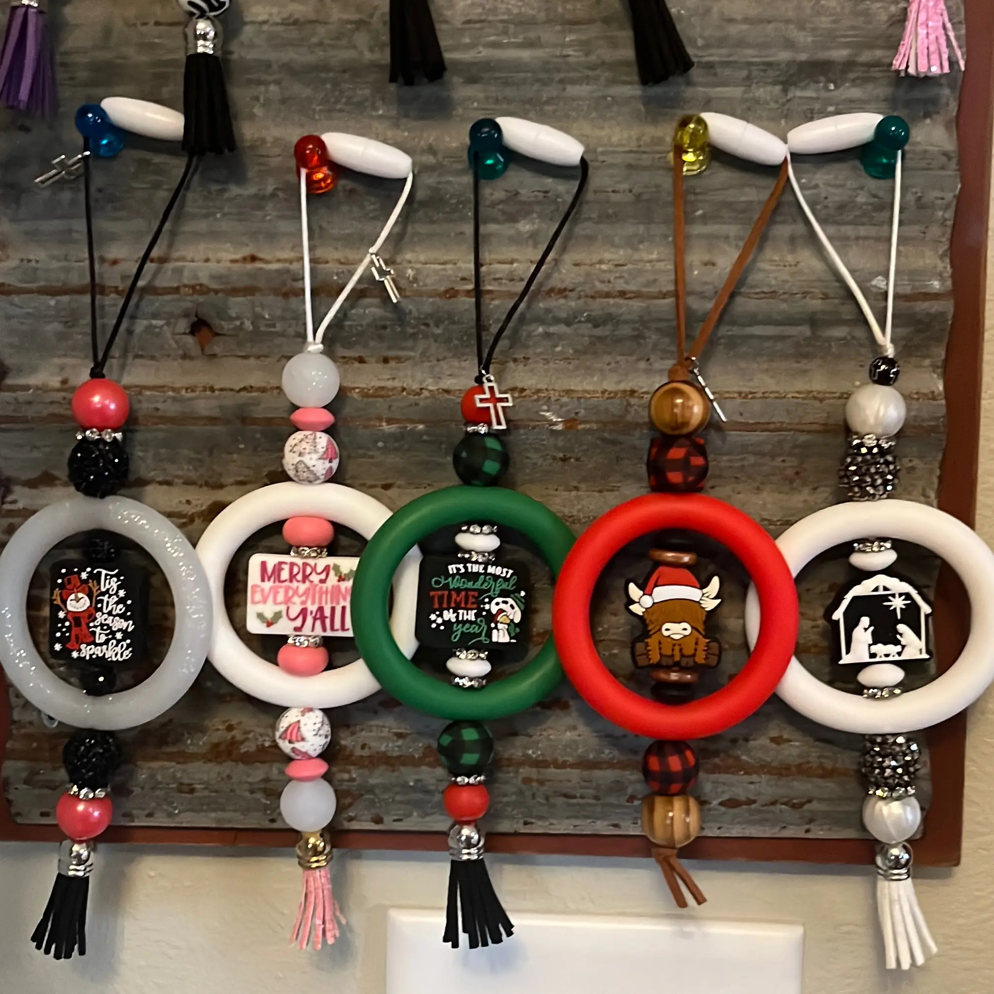 CUSTOM/LIVE PICK Car Charm with Silicone Ring for Rear View Mirror - Personalized Decorative Accessory for Vehicle Interior