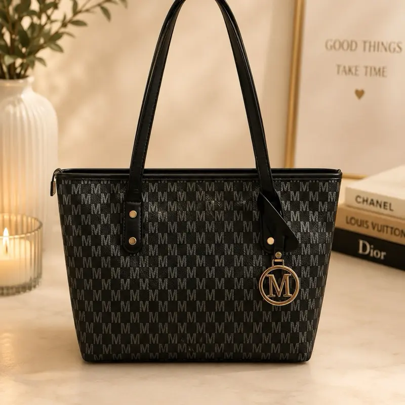 Nice cute hand bag