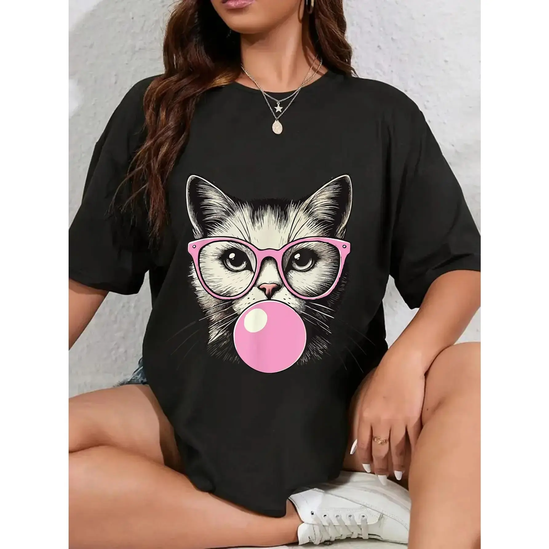 Unisex Cute Cat Shirt for Women Funny Cat Lovers T-Shirt